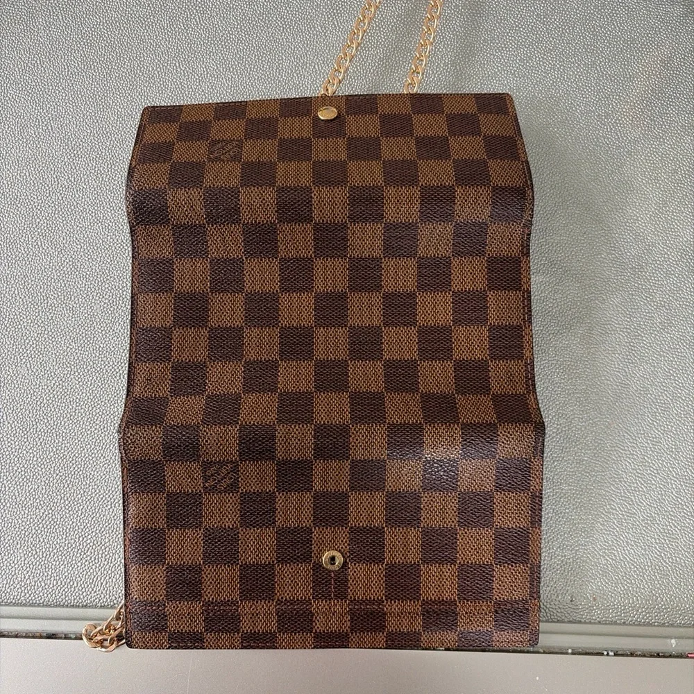 Brown Checkered Chain Shoulder Bag - Picture 2 of 4